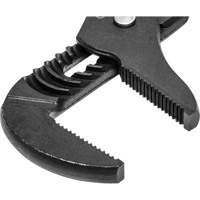 Pinces bouvet&eacute;es avec manche tremp&eacute; et m&acirc;choire droite, 16" PB Rental Co. Ltd.